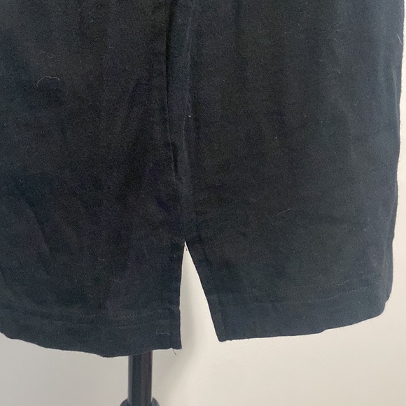 Pink VS Black Tshirt with Fun Back Design - Picture 3 of 6